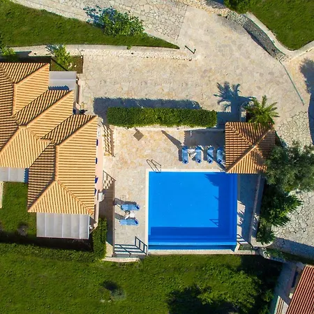 Villas Attis Σύβοτα